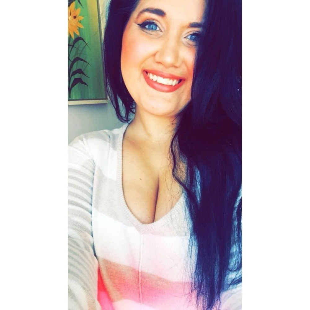 Meet your Posher, Anastacia